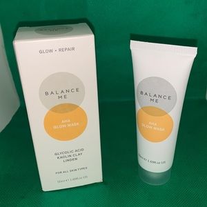 Balance Me Glow Mask